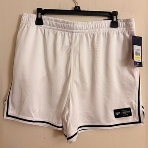 Reebok Women's White Ribbon Playmaker Relaxed 5’ Inseam Shorts Size L NWT
